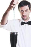 Ritratto di barman isolato su sfondo bianco foto