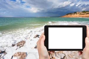 foto di sale spiaggia su morto mare costa, Giordania