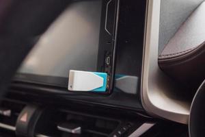 USB bastone inserire per moderno auto Audio foto