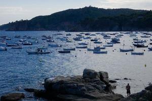 il costiero sentiero su il catalano costa brava foto