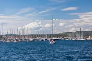 yacht è entrata nel marina frapà, rogoznica, Croazia foto