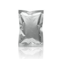 vuoto argento metallico confezione Foglio bustina Borsa isolato su bianca sfondo con ritaglio sentiero foto