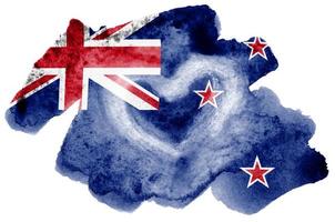nuovo Zelanda bandiera è raffigurato nel liquido acquerello stile isolato su bianca sfondo foto