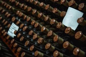 un' avvicinamento di un' vino cantina. concetto di vinificazione foto