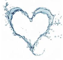 cuore sagomato spruzzo di acqua. foto