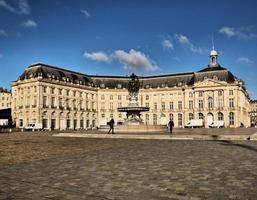 un' Visualizza di il città di bordò nel Francia foto