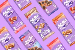 Kharkov, Ucraina - dicembre 8, 2020 molti viola milka cioccolato barre. milka è svizzero marca di cioccolato confezione manufatto internazionale di azienda mondelez internazionale foto