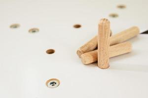montaggio mobilia attrezzo di legno tassello foto