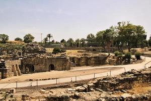 un' Visualizza di il vecchio romano cittadina di beh shean nel Israele foto