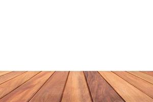 vuoto di legno tavolo superiore isolato su bianca sfondo per montaggio Prodotto Schermo foto