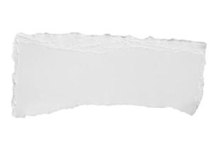 bianca strappato carta strappato bordi strisce isolato su bianca sfondo foto