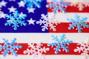 i fiocchi di neve su Stati Uniti d'America bandiera foto