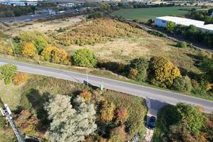 aereo Visualizza di Britannico strade e traffico su un' soleggiato giorno foto