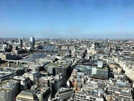 una veduta aerea di londra foto