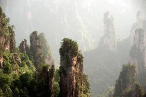 parte dell'area panoramica di wulingyuan della parte della foresta nazionale di zhangjiajie. foto