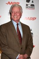 los angeles - feb 7 - larry hagman arriva a il 2011 aarp film per adulti gala a reggente beverly wilshire Hotel su febbraio 7, 2011 nel beverly colline, circa foto