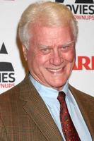 los angeles - feb 7 - larry hagman arriva a il 2011 aarp film per adulti gala a reggente beverly wilshire Hotel su febbraio 7, 2011 nel beverly colline, circa foto