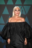 los angeles - nov 18 signora gaga a il 10 ° annuale governatori premi a il raggio dolby sala da ballo su novembre 18, 2018 nel los angeles, circa foto