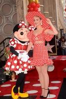 los angeles - jan 22 minnie topo, katy perry a il minnie topo stella cerimonia su il hollywood camminare di fama su gennaio 22, 2018 nel hollywood, circa foto