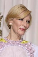 los angeles - 27 - cate Blanchett nel il stampa camera a il 83 accademia premi a kodak Teatro, hollywood e montanaro su febbraio 27, 2011 nel los angeles, circa foto