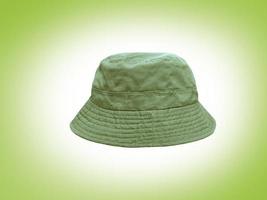 verde secchio cappello isolato su bianca sfondo verde foto