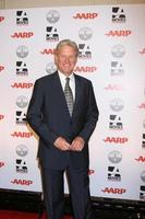 los angeles, feb 6 - bruce boxleitner arriva a il aarp S 11 ° annuale film per abiti premi a beverly wilshire Hotel su febbraio 6, 2012 nel beverly colline, circa foto