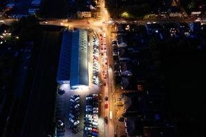 illuminato città, aereo metraggio a notte foto