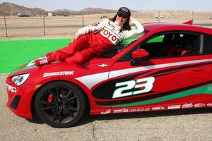 los angeles, mar 23 - kate del castillo con il rampollo fr-s a il 37 ° annuale toyota professionista celebrità gara formazione a il salice molle internazionale autostrada su marzo 23, 2013 nel rosamondo, circa esclusivo foto