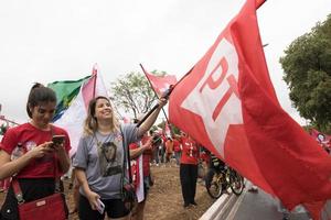 brasiliana, brasile, ottobre 23, 2020 sostenitori per ex Presidente lula di brasile, prendere per il strade nel supporto di loro candidato per il imminente elezioni foto