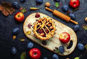 autunno torte al forno con frutta foto