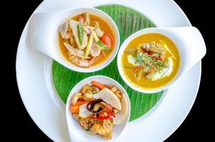 tre cibo del ristorante tailandese
