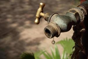 il ultimo far cadere di acqua foto