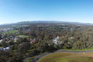 albury, nuovo Sud Galles, Australia aereo fotografia, è un' regionale città esso è collocato su il umo autostrada e il settentrionale lato di il Murray fiume. foto