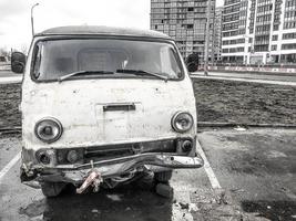 vecchio retrò Vintage ▾ fricchettone arrugginito ossidato metallo il giro auto minibus per figli dei fiori a partire dal il anni '60, anni '70, anni 80, anni 90, anni 2000 foto