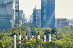 Messico città, paseo de la riforma, altare per il patria foto