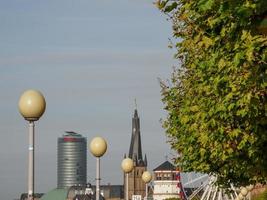 dusseldorf e il Reno fiume foto