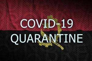 angola bandiera e covid-19 quarantena iscrizione. coronavirus o 2019-ncov virus foto