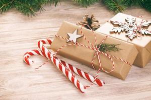 Natale decorazione regalo scatola con caramella canne. tonica