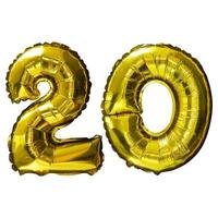 20 d'oro numero elio palloncini isolato sfondo. realistico Foglio e latice palloncini. design elementi per festa, evento, compleanno, anniversario e nozze. foto