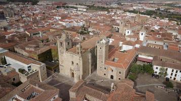 aereo fuco Visualizza di caceres, Spagna. vecchio cittadina. unesco mondo eredità. storico visite. vacanze e vacanza turismo. giro turistico. migliore destinazioni nel il mondo. maggior parte visitato posti. foto