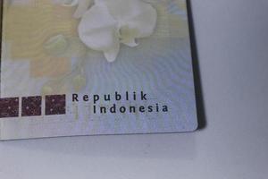 Giacarta, Indonesia su ottobre 2022. interno pagina di repubblica di indonesiano verde passaporto. foto