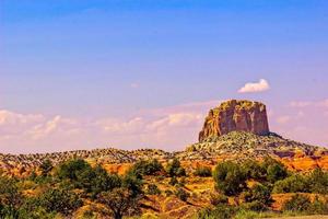 butte ritaglio su sopra Arizona alto deserto foto