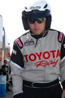 los angeles, mar 23 - brett daver giocando con un' vecchio da corsa ruota a il 37 ° annuale toyota professionista celebrità gara formazione a il salice molle internazionale autostrada su marzo 23, 2013 nel rosamondo, circa esclusivo foto