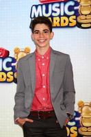 los angeles, apr 27 - cameron ragazzo arriva a il Radio disney musica premi 2013 a il nokia Teatro su aprile 27, 2013 nel los angeles, circa foto