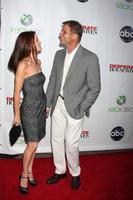 los angeles, apr 29 - Laura leighton, doug savant arriva a il disperato casalinghe avvolgere festa a w hollywood Hotel su aprile 29, 2012 nel los angeles, circa foto