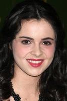 los angeles, nov 12 - vanessa marano arriva a il muppet mondo prima a EL capitano Teatro su novembre 12, 2011 nel los angeles, circa foto