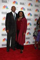 los angeles, feb 17 - samuel l jackson, latanya Richardson arriva a il 43 ° naacp Immagine premi a il santuario auditorium su febbraio 17, 2012 nel los angeles, circa foto