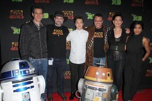 los angeles, feb 18 - simon Kinberg, tia signore, dave filoni, taylor grigio, steve blum, vanessa marshall a il globale prima di stella guerre ribelli stagione 2 a il stella guerre celebrazione, anaheim convenzione centro su aprile 18, 2015 nel Anaheim, circa foto