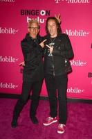 los angeles, nov 10 - andy cazzo, John leggere a il t-mobile non vettore X lanciare celebrazione a il santuario auditorium su novembre 10, 2015 nel los angeles, circa foto