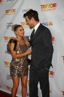 los angeles, dec 4 - fergia josh duhamel arriva a il trevor progetto S 2011 trevor vivere a hollywood palladio su dicembre 4, 2011 nel los angeles, circa foto